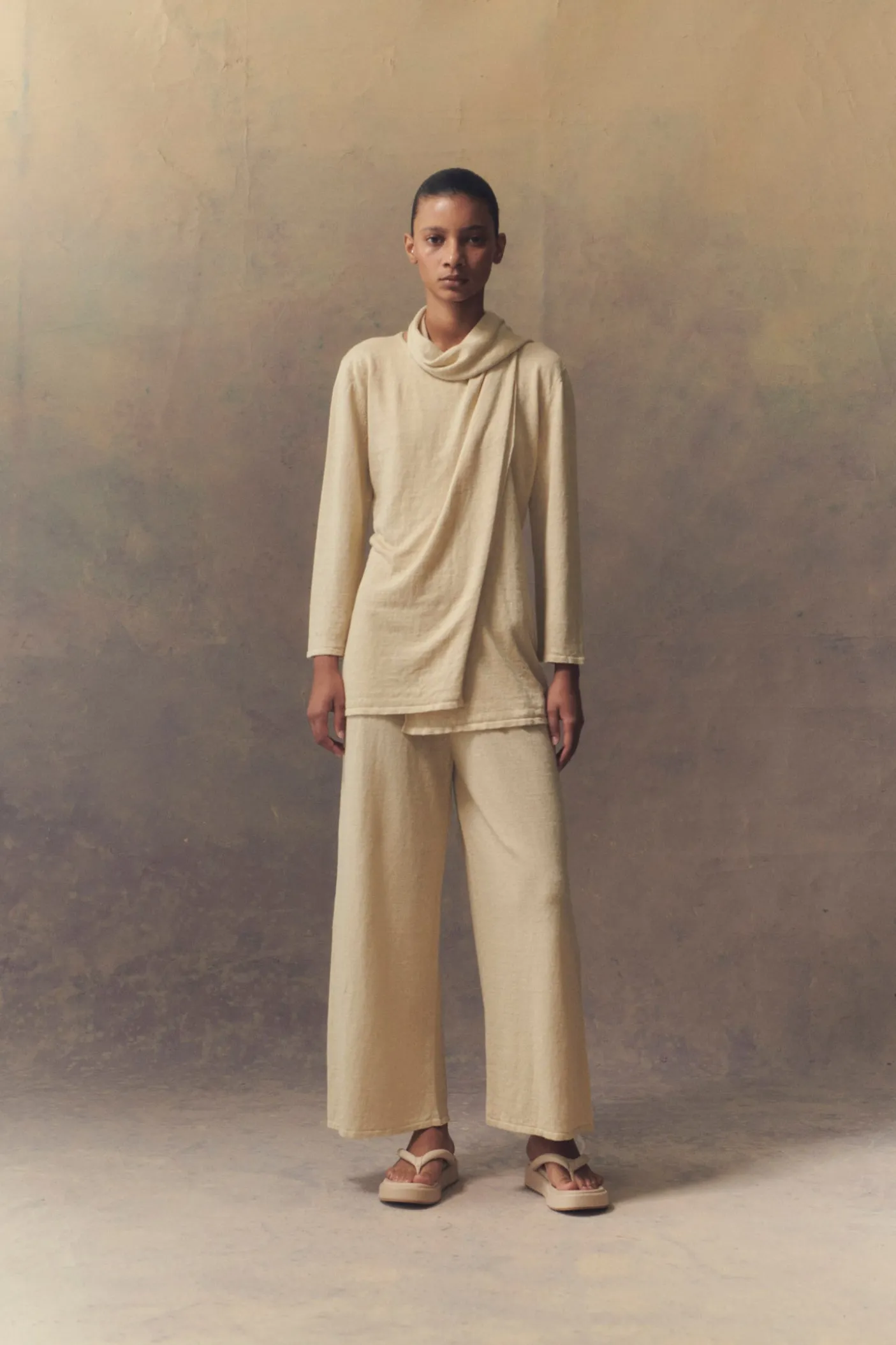 Botanica, pantalón en punto de lino crudo