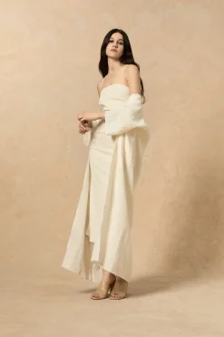 Canvas, ivory dress