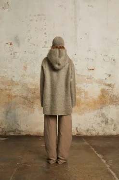 Circ, gorro de punto baby alpaca y seda gris