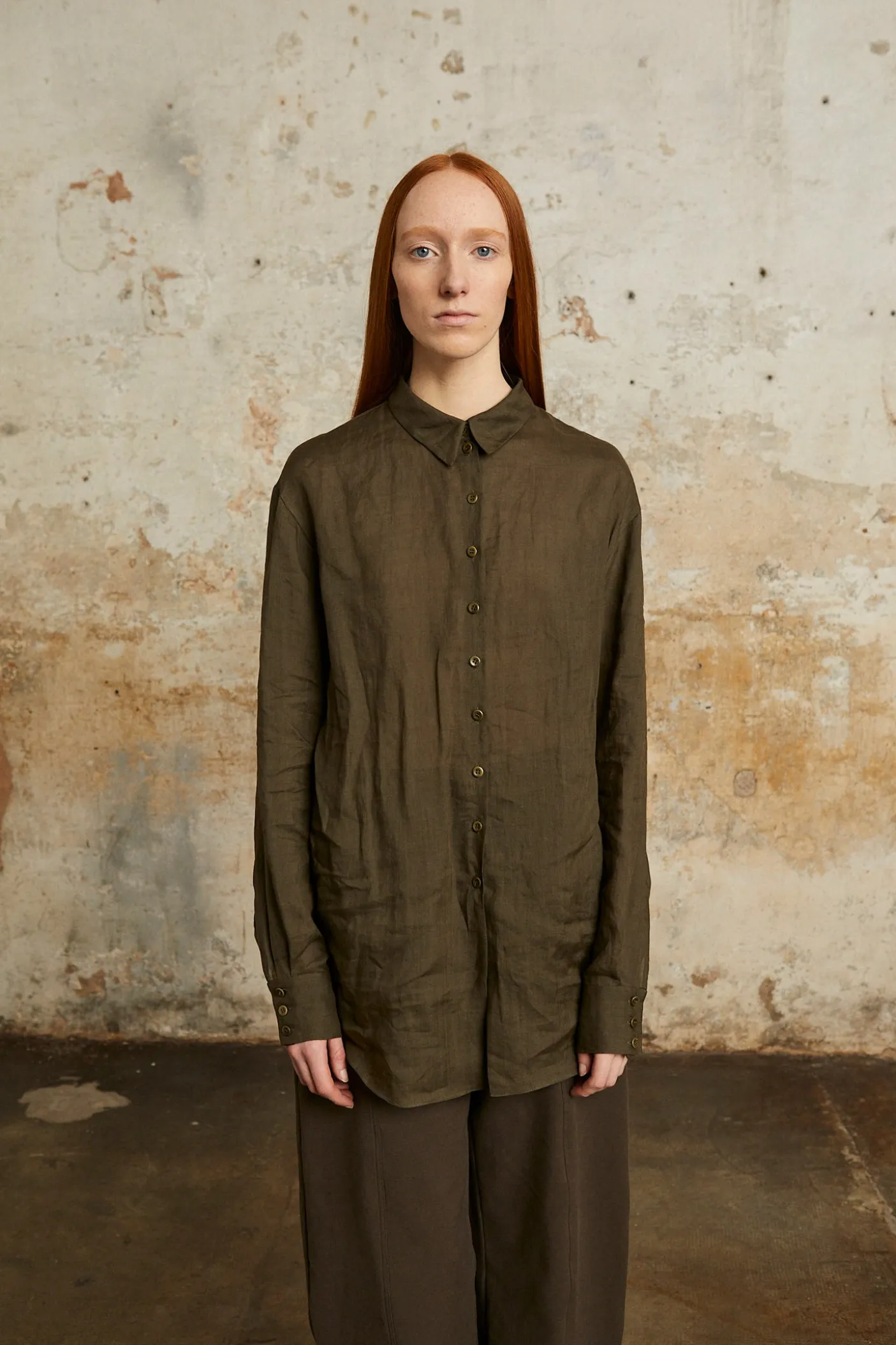 Dennis, camisa oversize en ramio negro