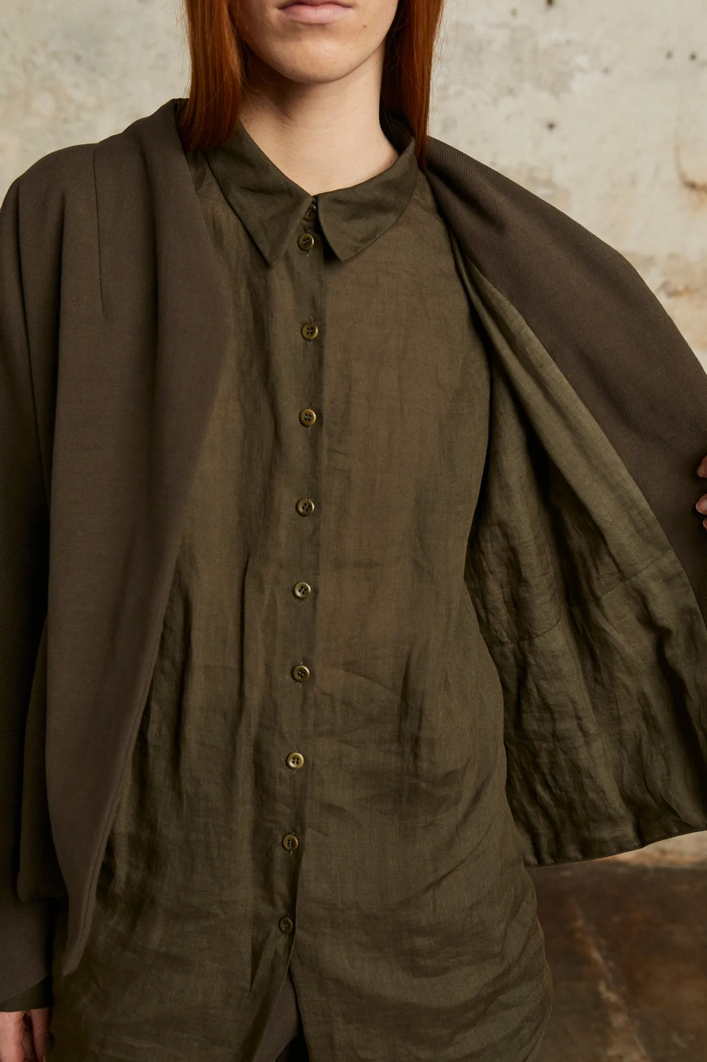 Dennis, camisa oversize en ramio negro