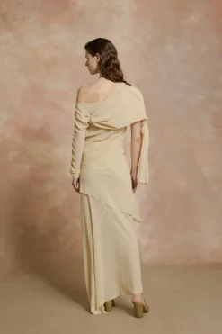 Dora, long skirt in beige silk georgette