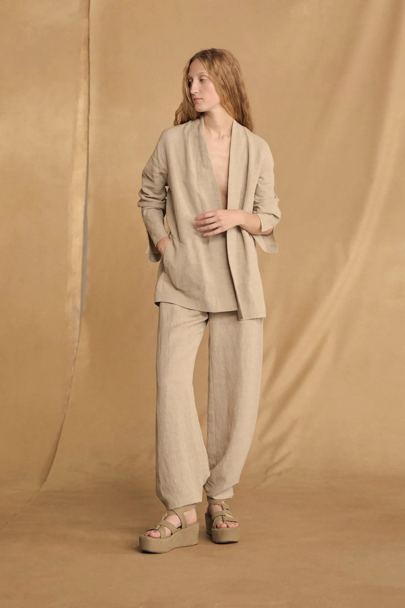 Fania, pantalon de lino y viscosa piedra