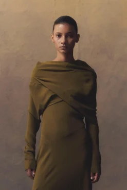 Georgia, moss green silk jacket
