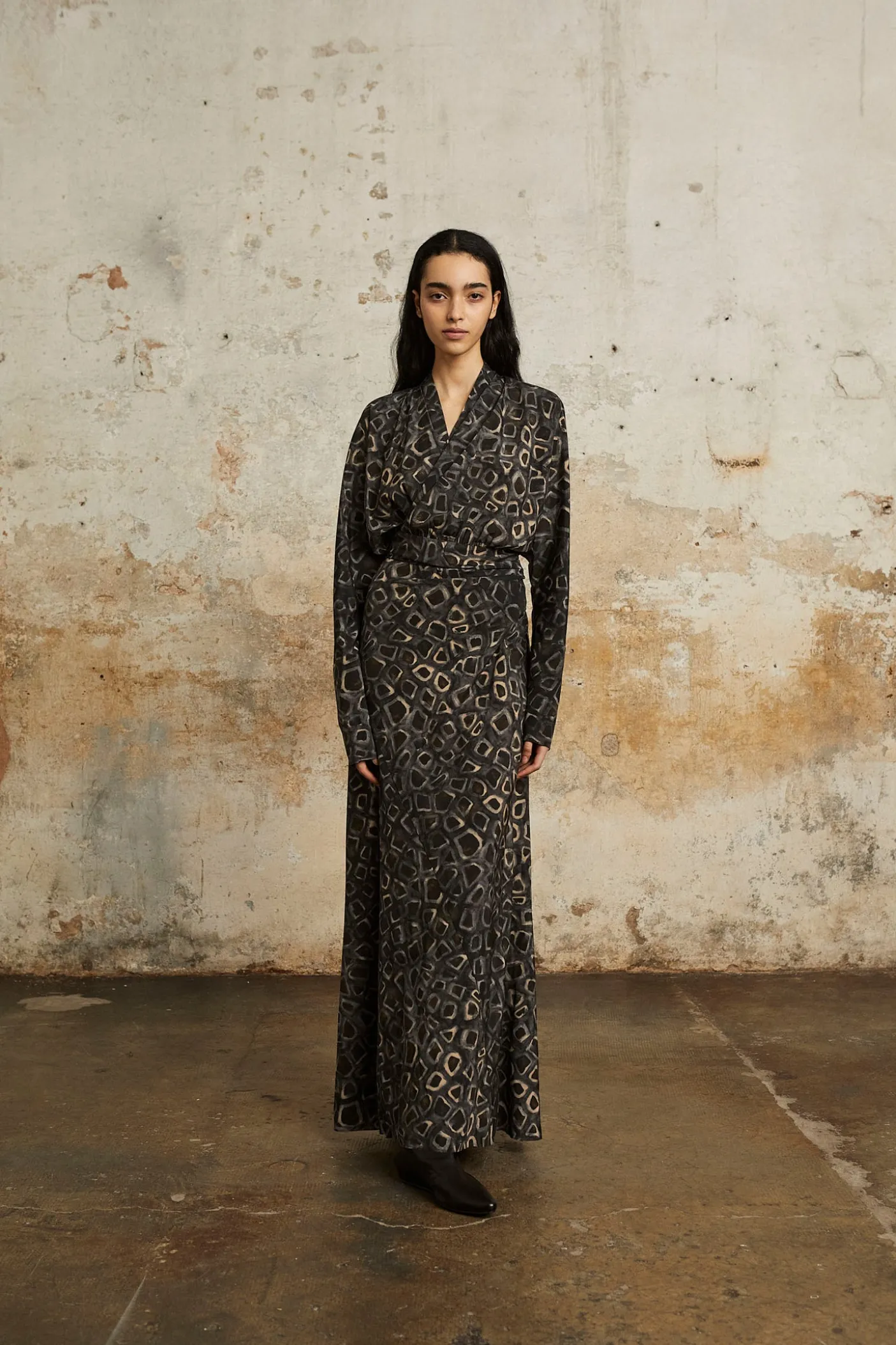 Irma, long yasu print silk dress