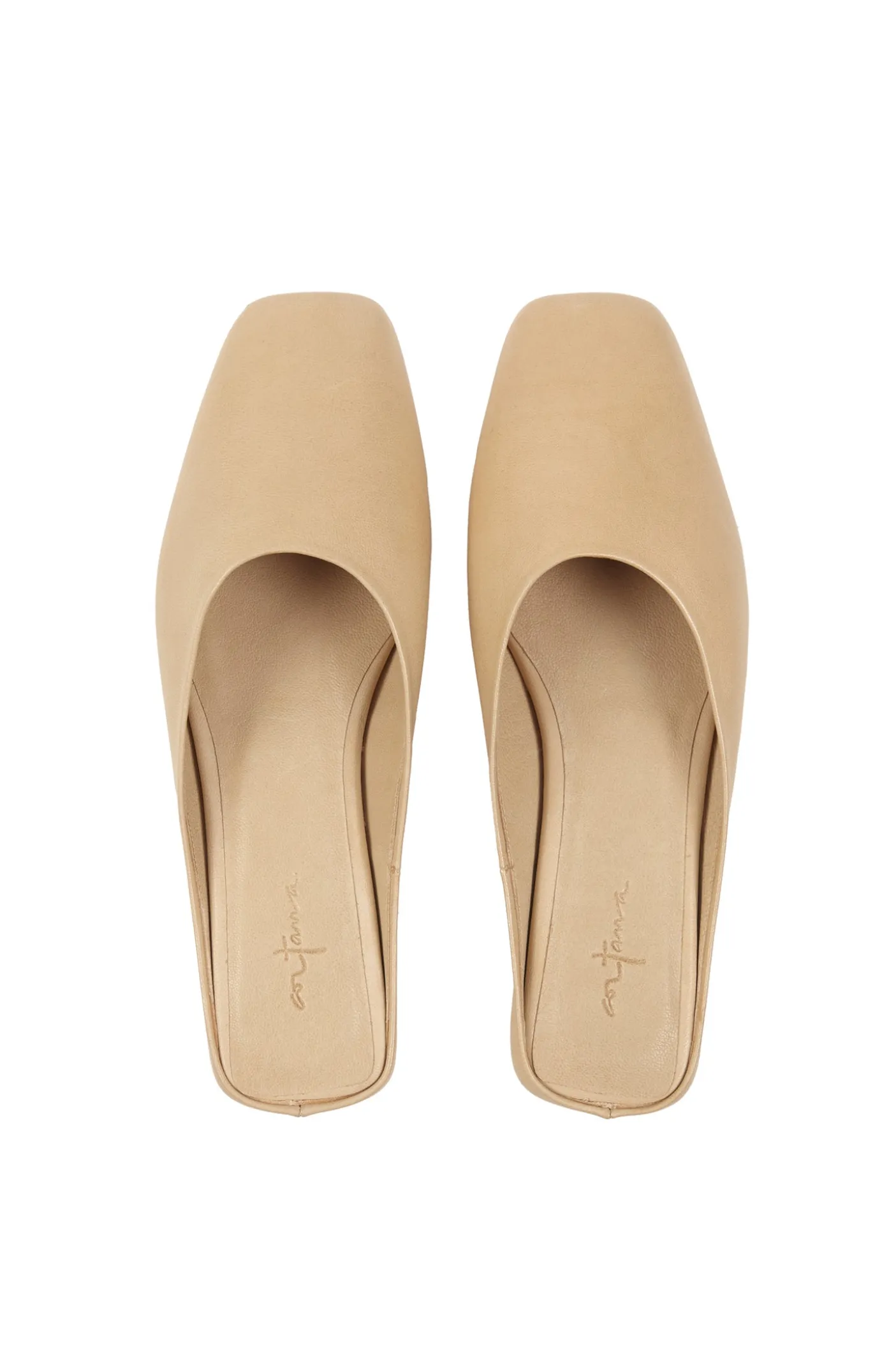 Jackie, mule en cuero beige