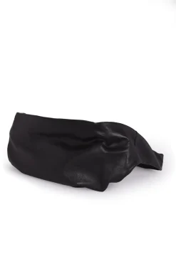 Jin L, black leather fanny pack