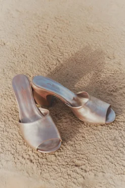 Juno, sandalia plata