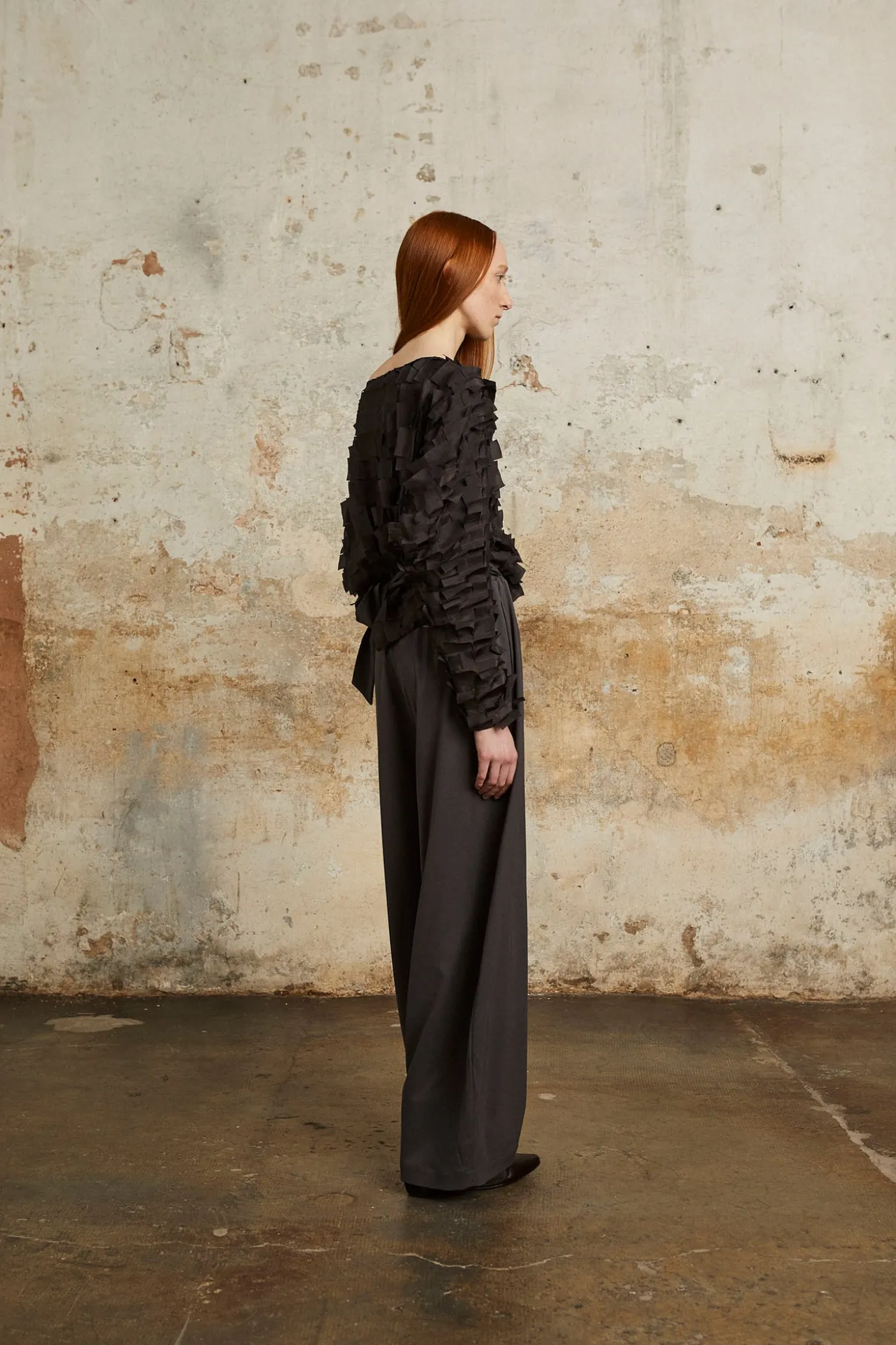 Kaz, grey silk pants