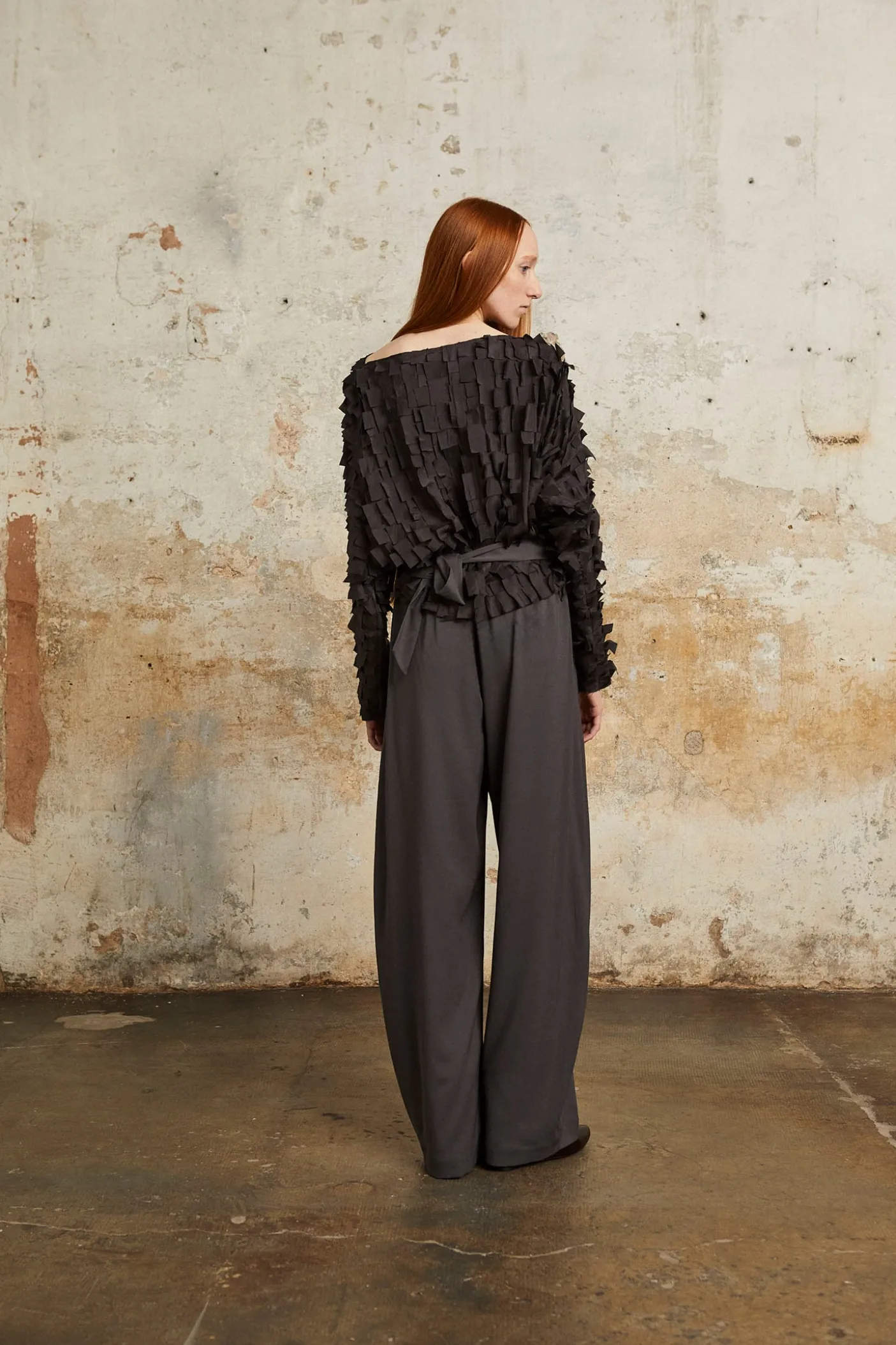Kaz, grey silk pants