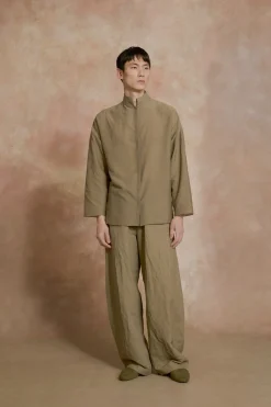 Kibal, babucha hombre de ante beige dorado