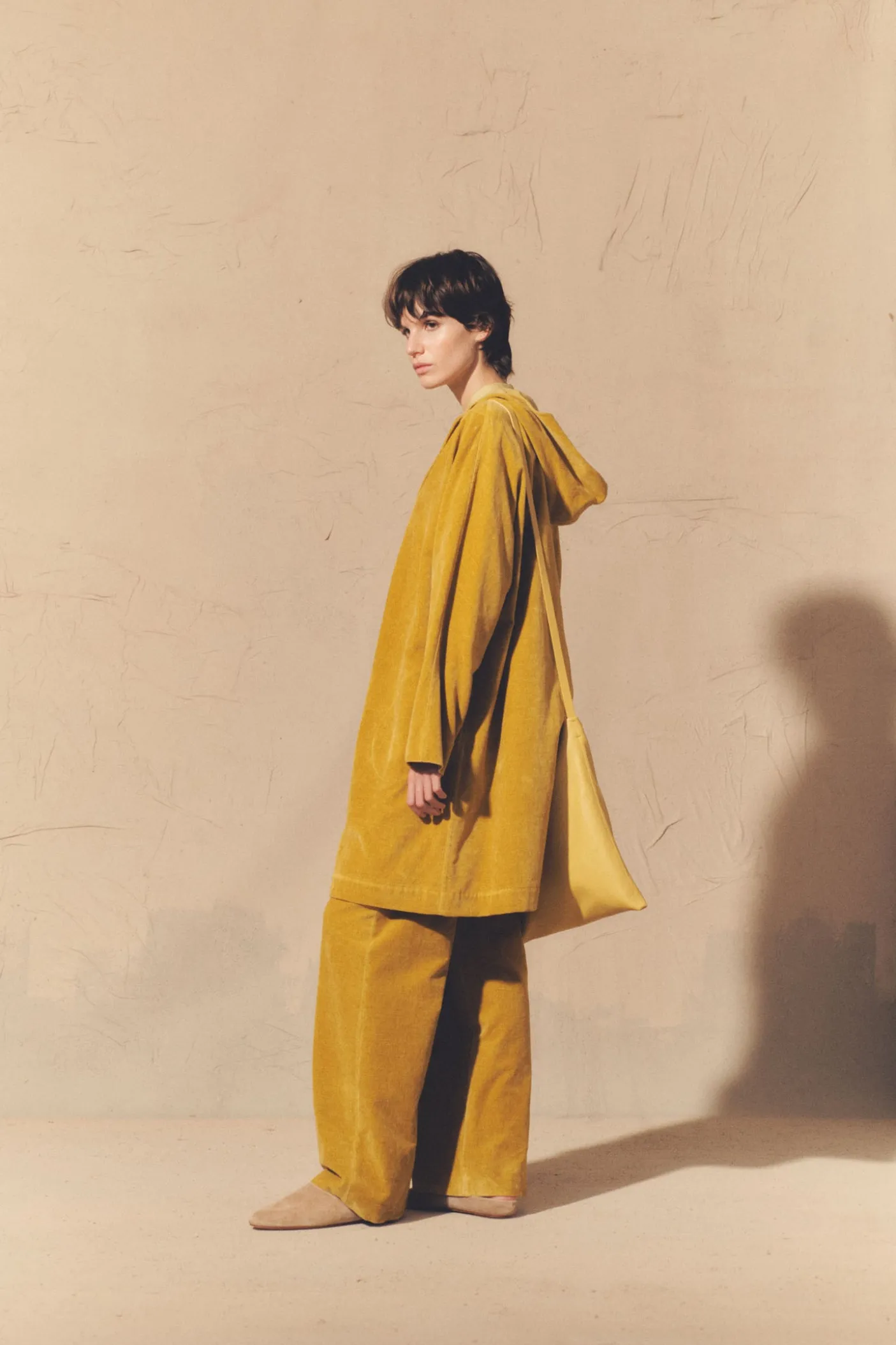 Leandra, velvet coat