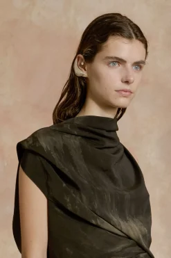 Leuksna, earcuff earring in silver