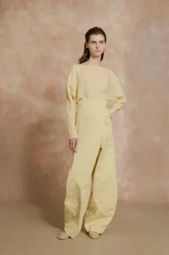 Limon, pale yellow high-waisted pants
