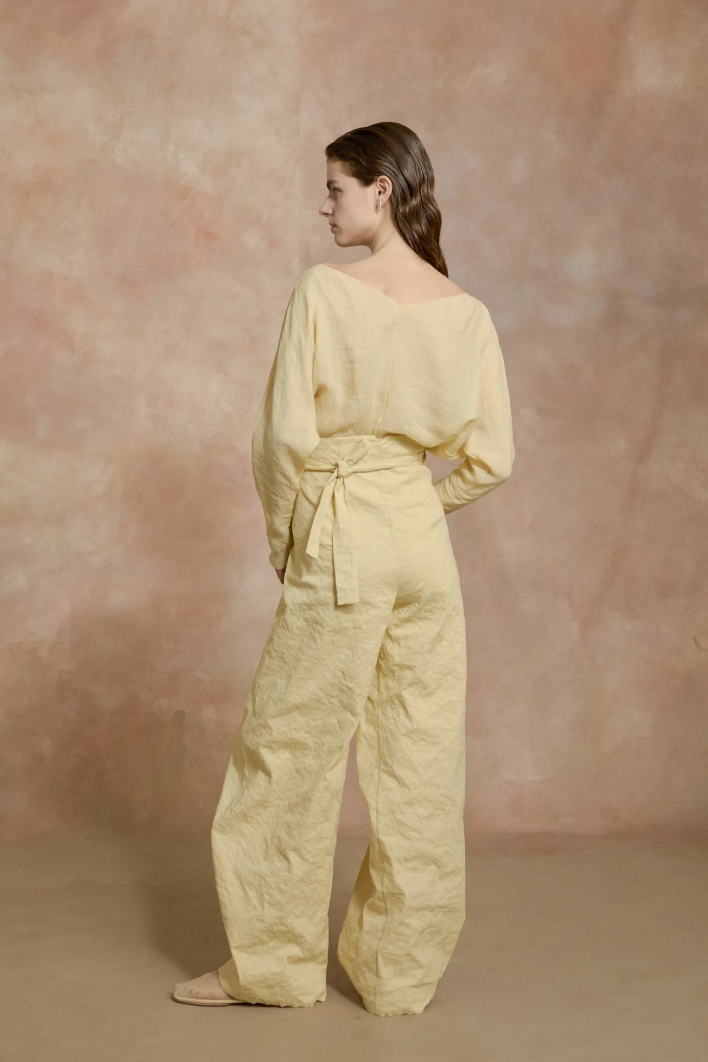 Limon, pale yellow high-waisted pants