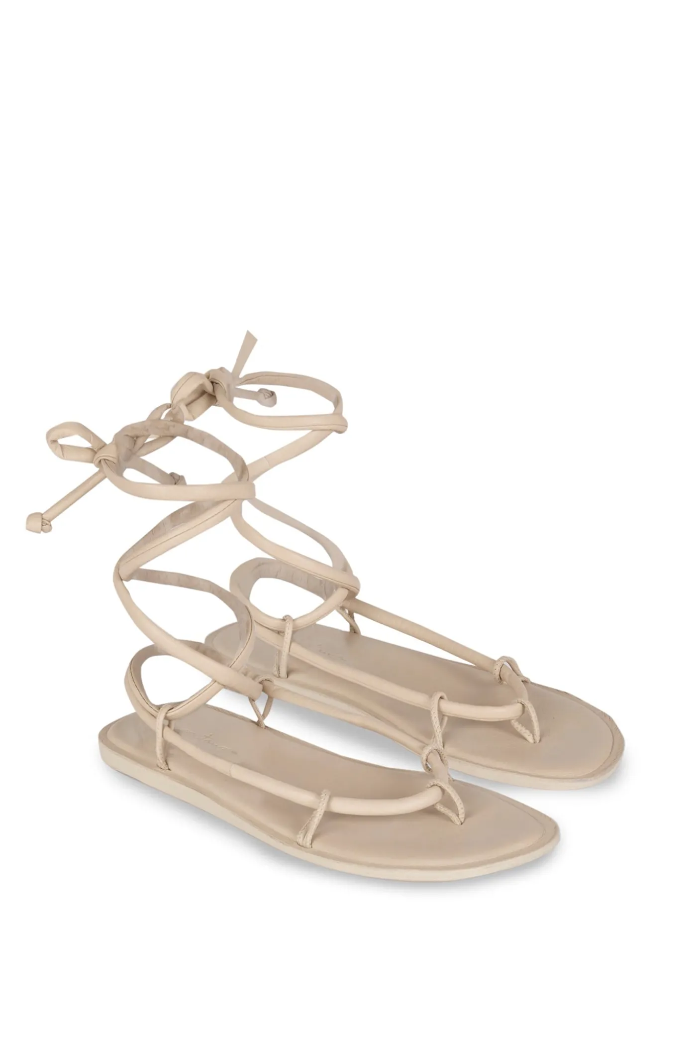 Lou, sandalia plana en beige