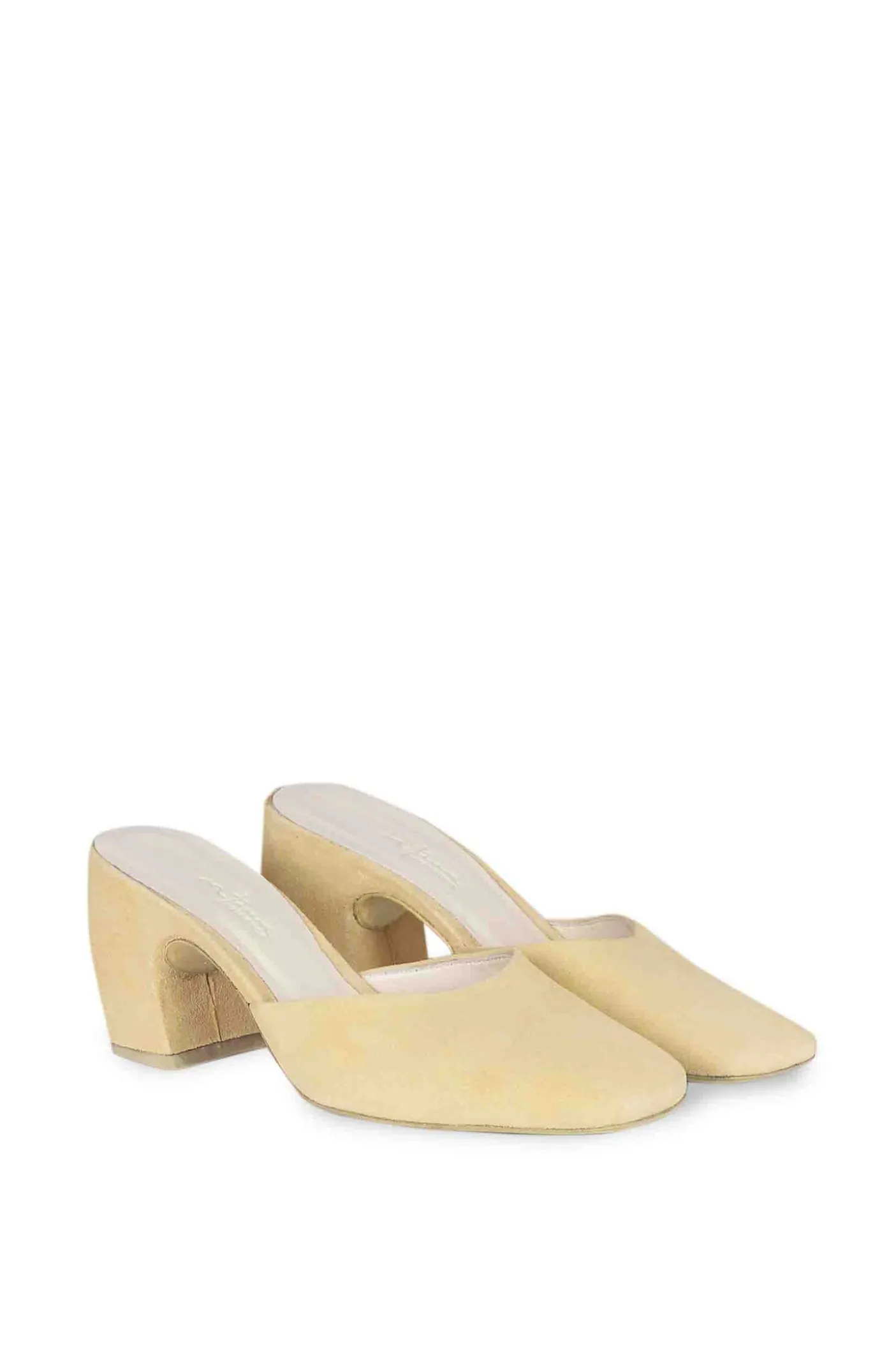 Luna, mule en ante amarillo claro