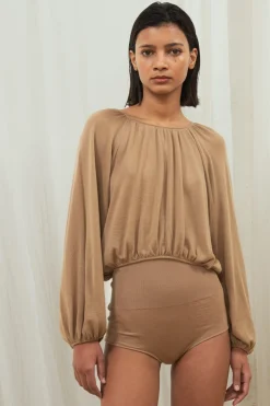 Maris, brief alto en cachemir cocoa