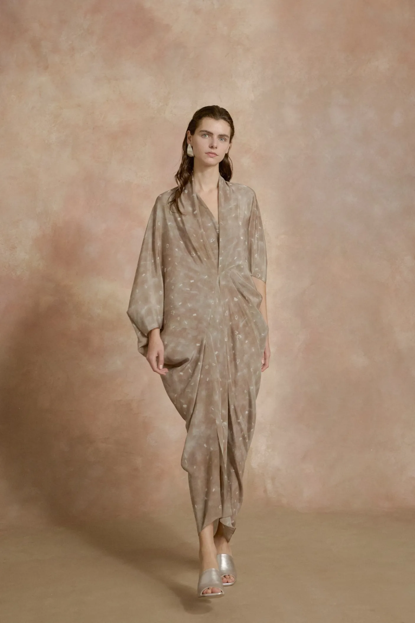 Mayu, vestido en seda organica ayaz print