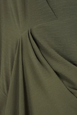 Mayu, vestido en seda verde