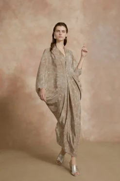 Mayu, vestido en seda verde