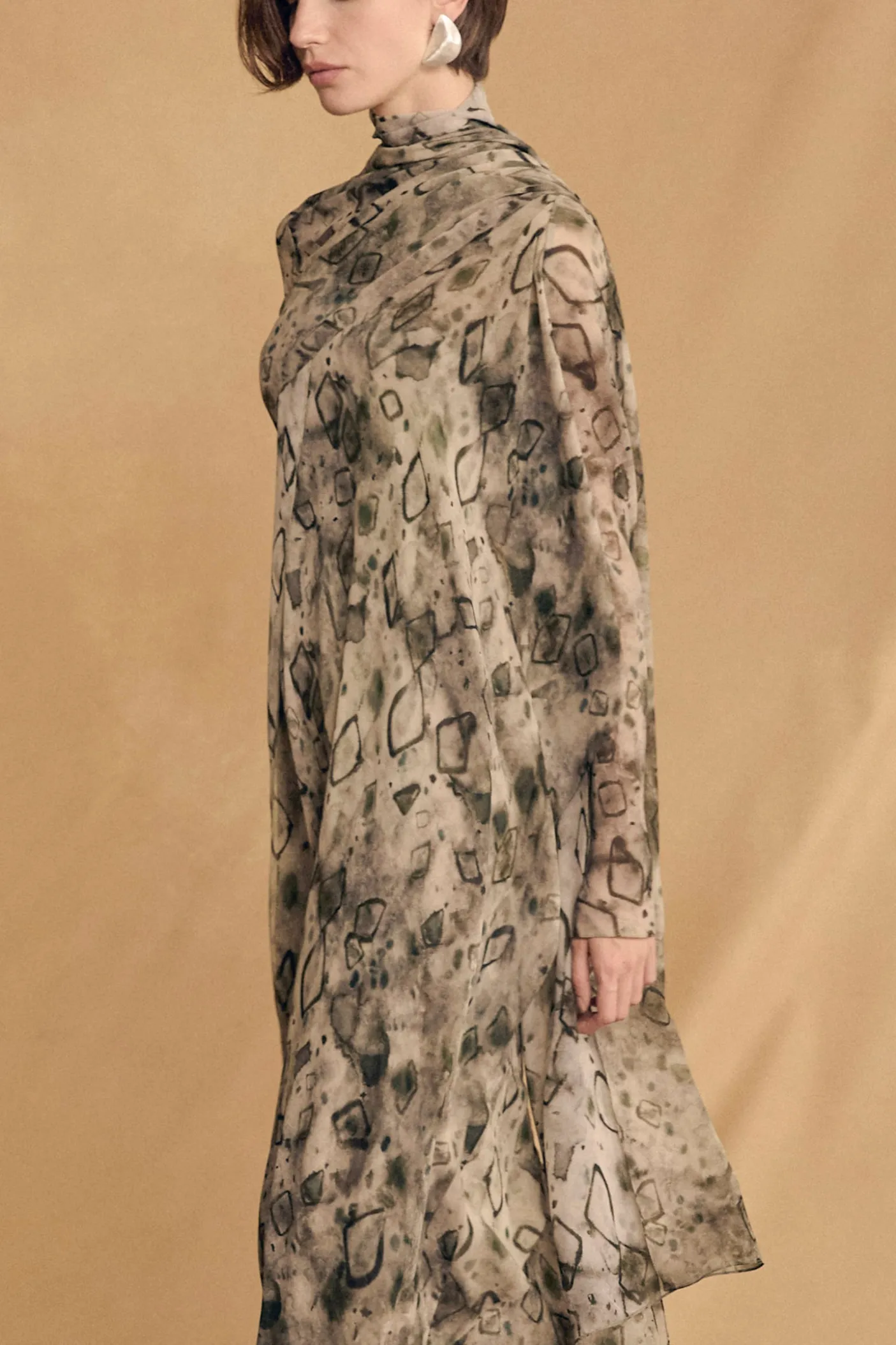 Meena, elmas print silk jacket