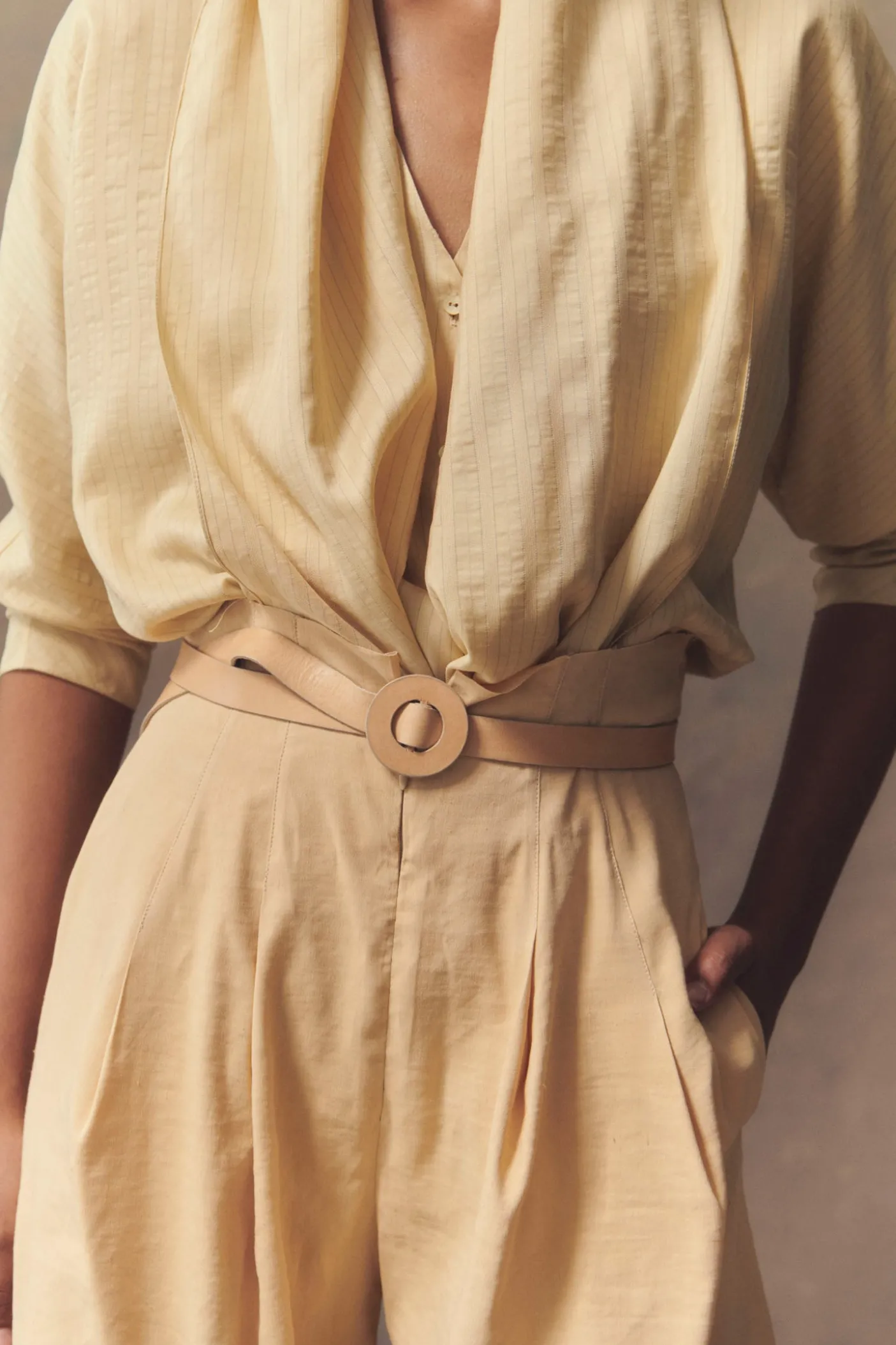 Mira, pantalón de talle alto melocotón claro