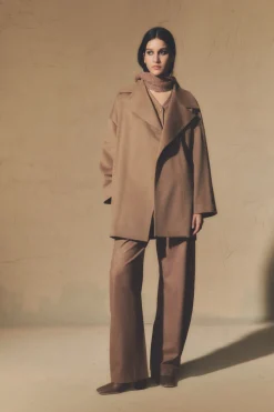 Miso, hazelnut virgin wool coat