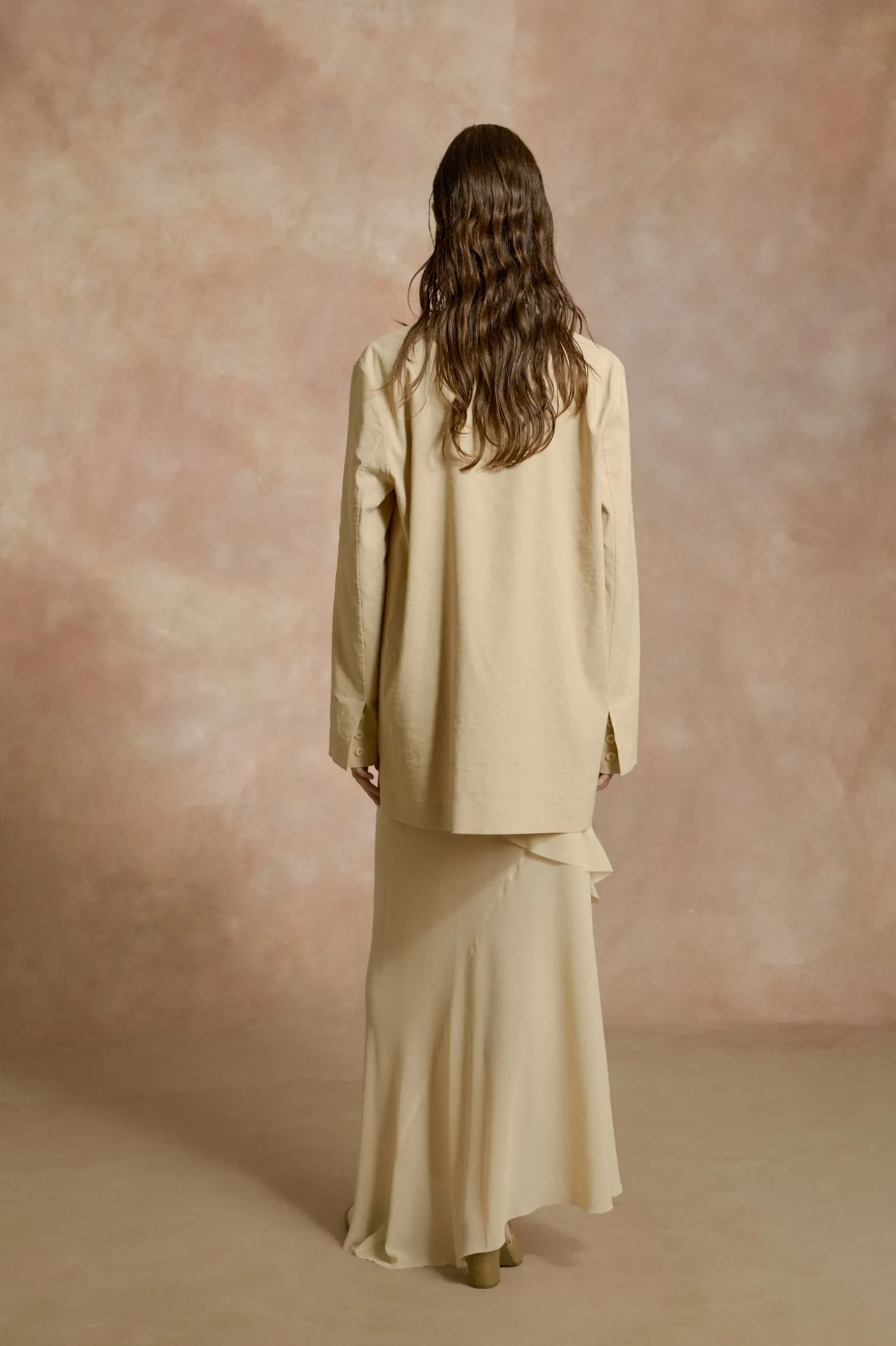 Mite, chaqueta oversize beige