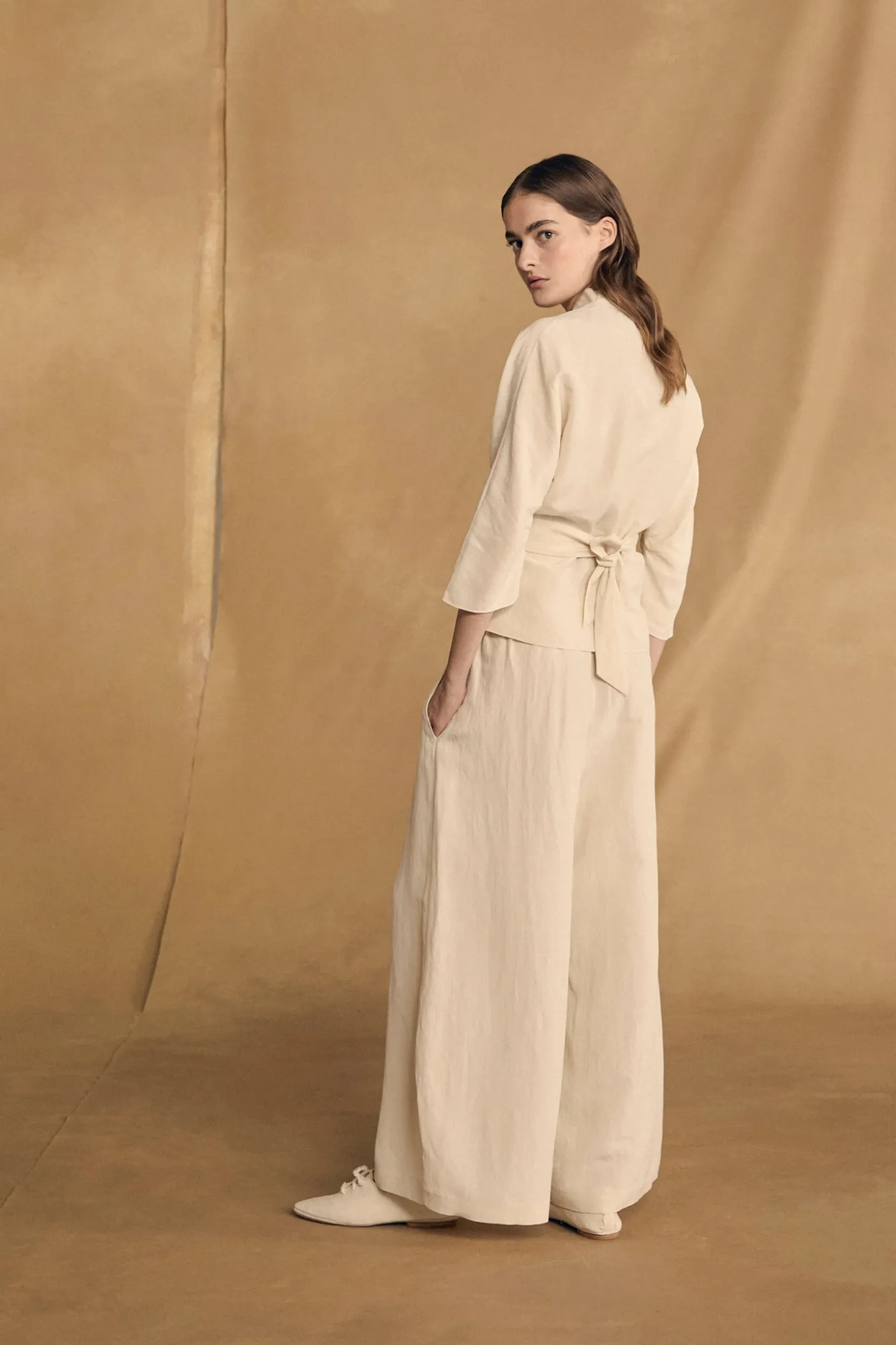 Mona, pantalon de lino y seda marfil