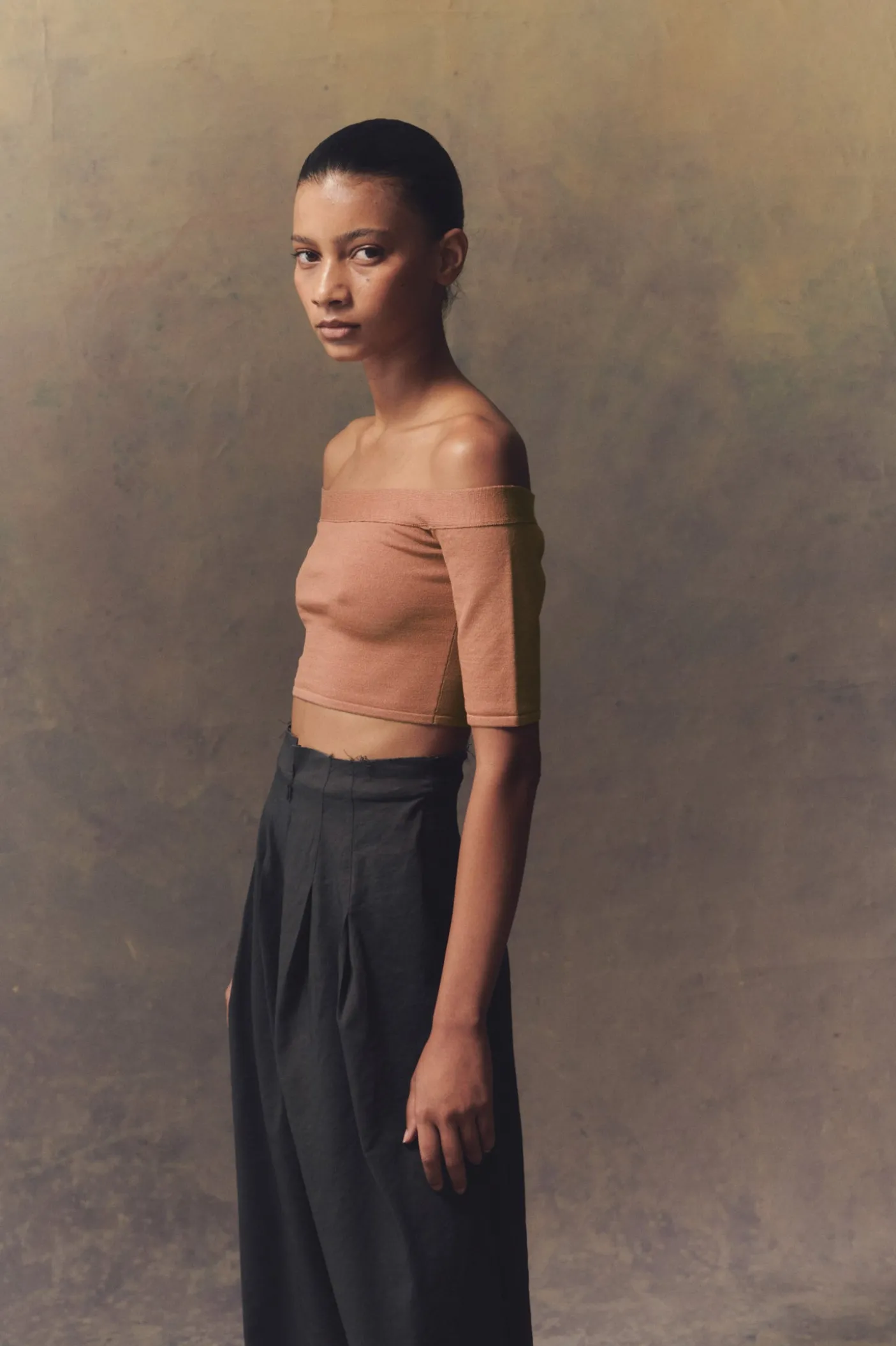 Naim, crop top en punto bronce