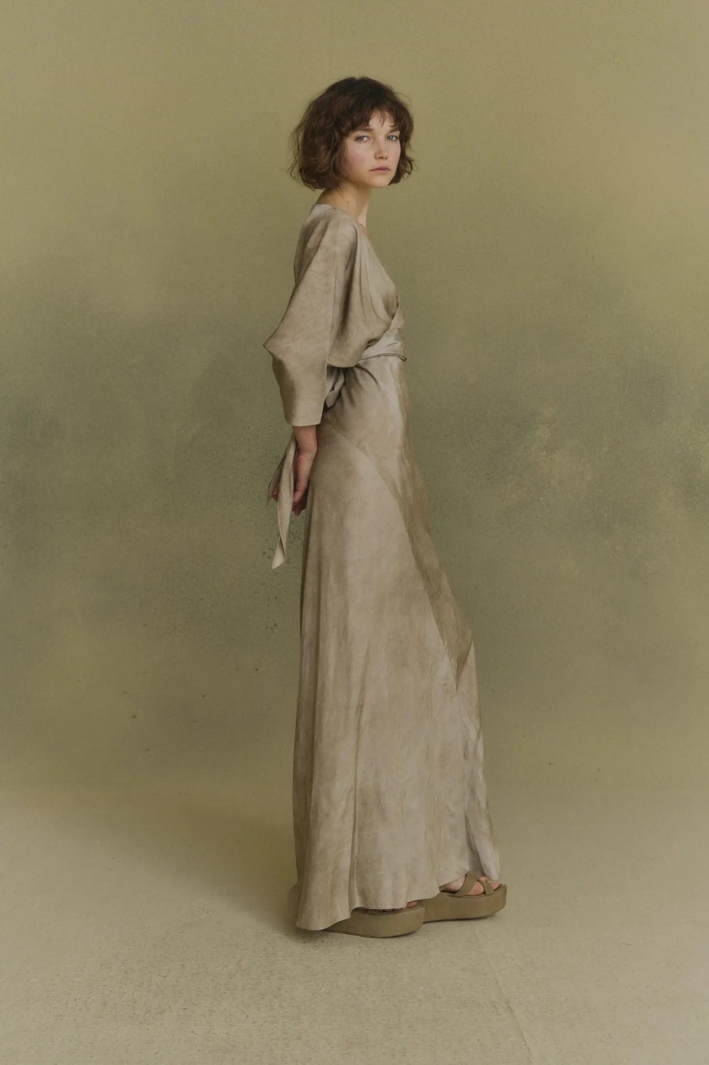 Opalo, vestido envolvente nacar maltinto
