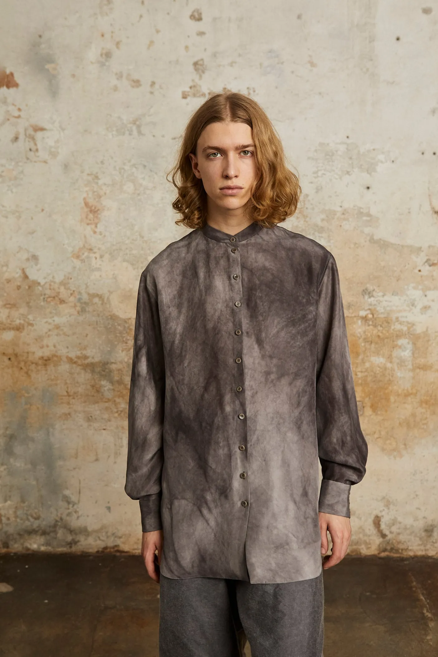 Park, camisa en seda lila maltinto