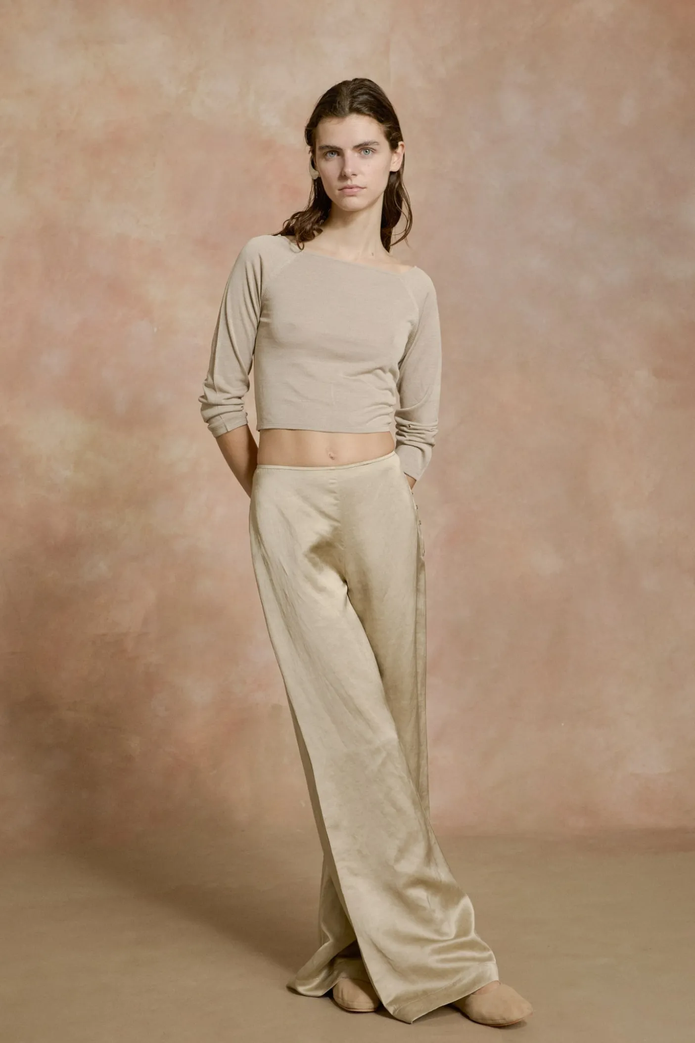 Paz, pantalon de campana nacar