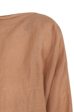 Pune, top en ramio terracota