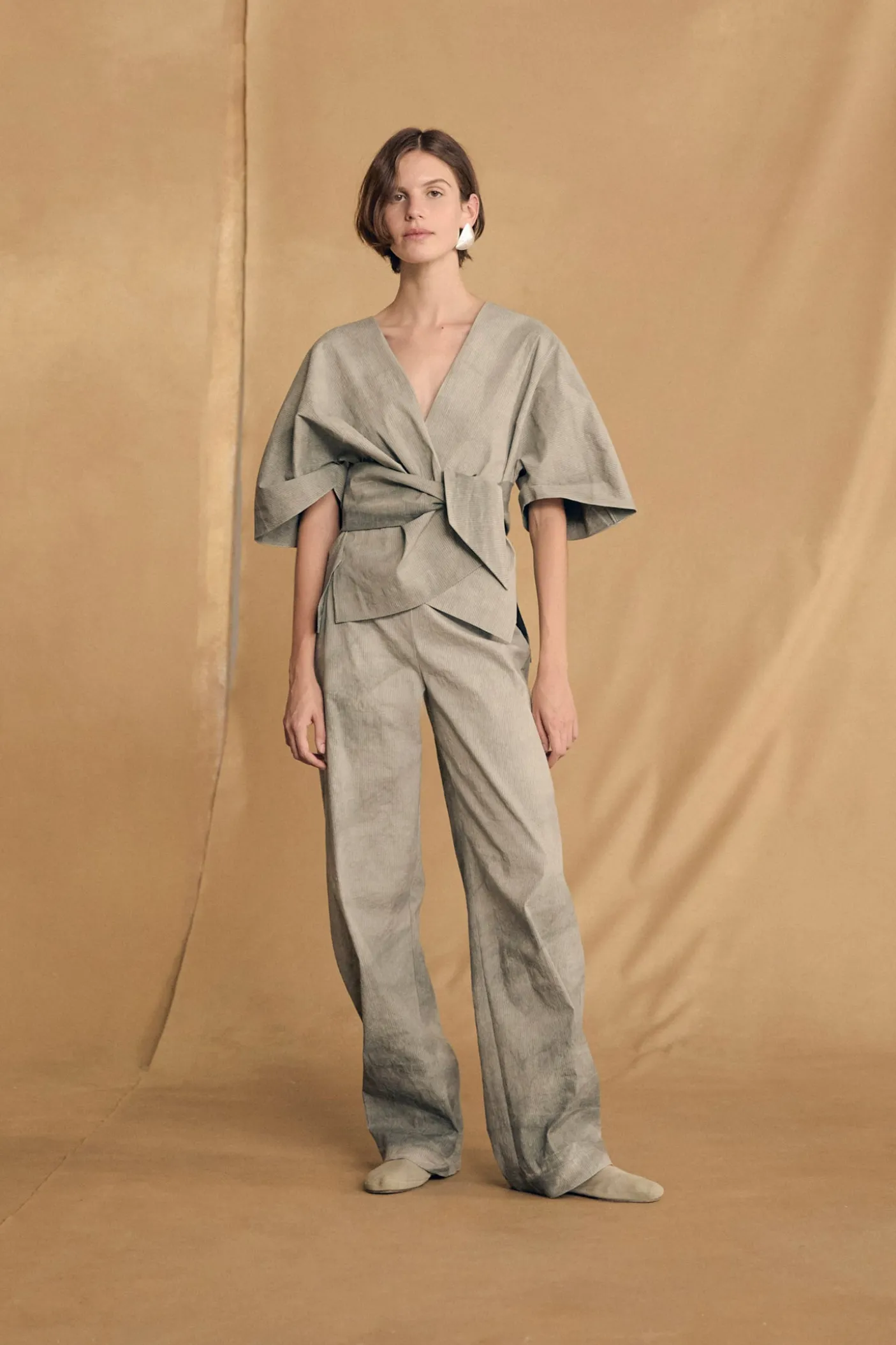 Ryo, fade aqua striped pants