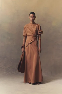 Tanami, terracotta long skirt in linen and silk