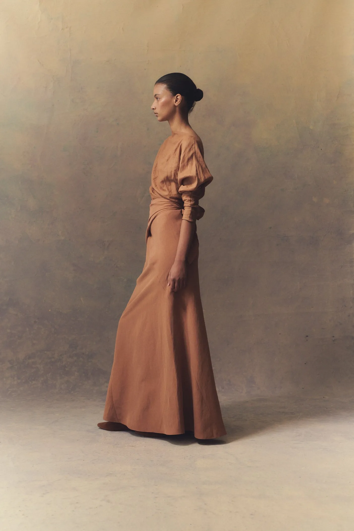 Tanami, terracotta long skirt in linen and silk