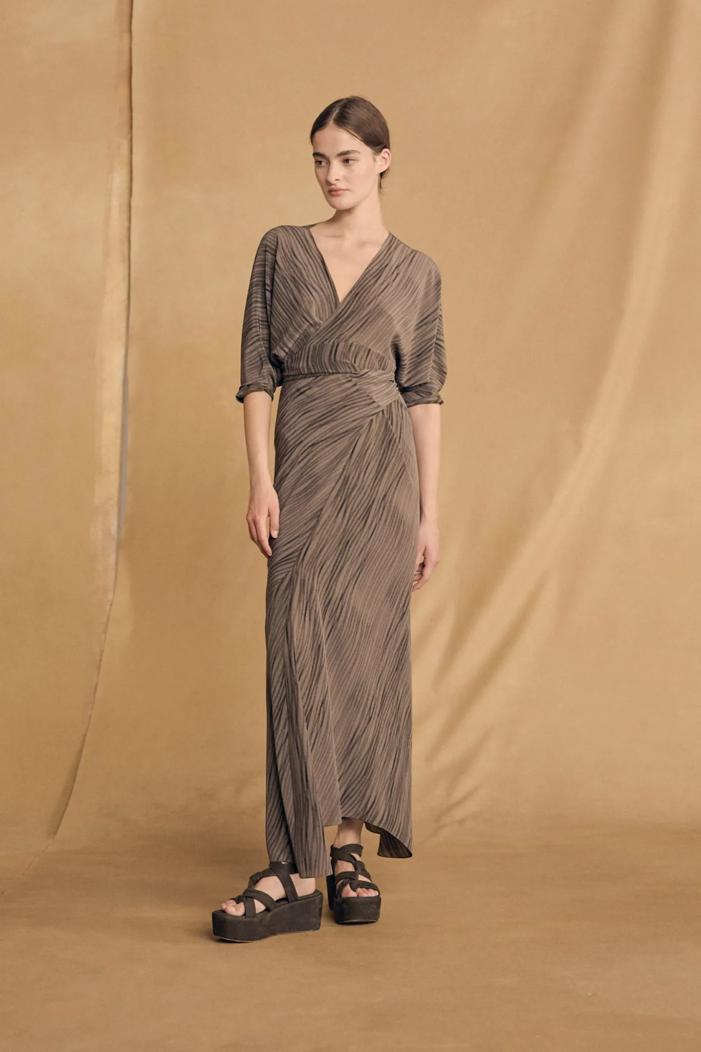 Tarantella, vestido de seda calma print
