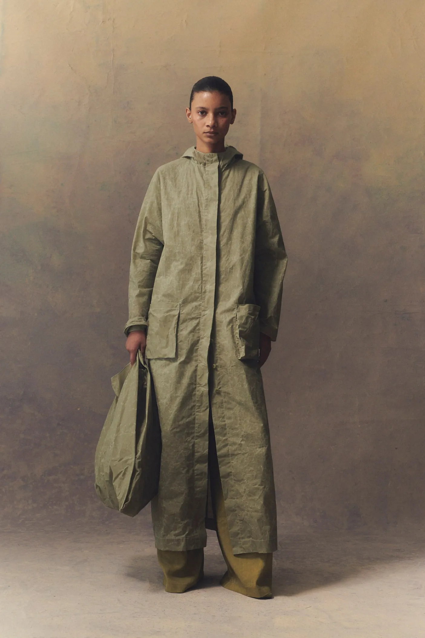 Wax, XL bag in eucalyptus green waxed cotton