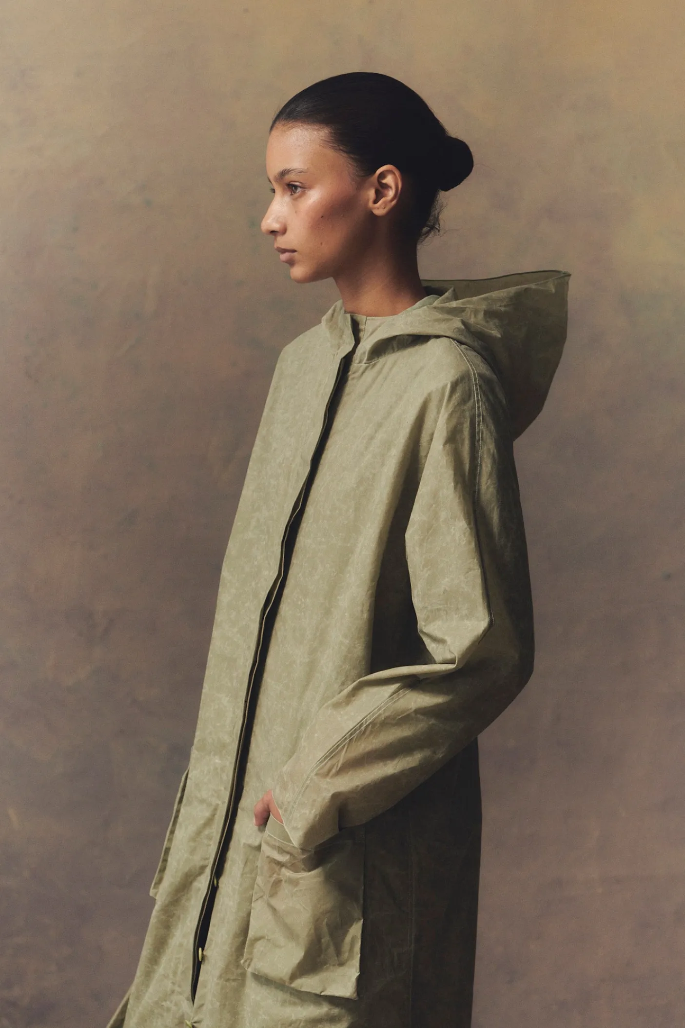 Wax, XL bag in eucalyptus green waxed cotton