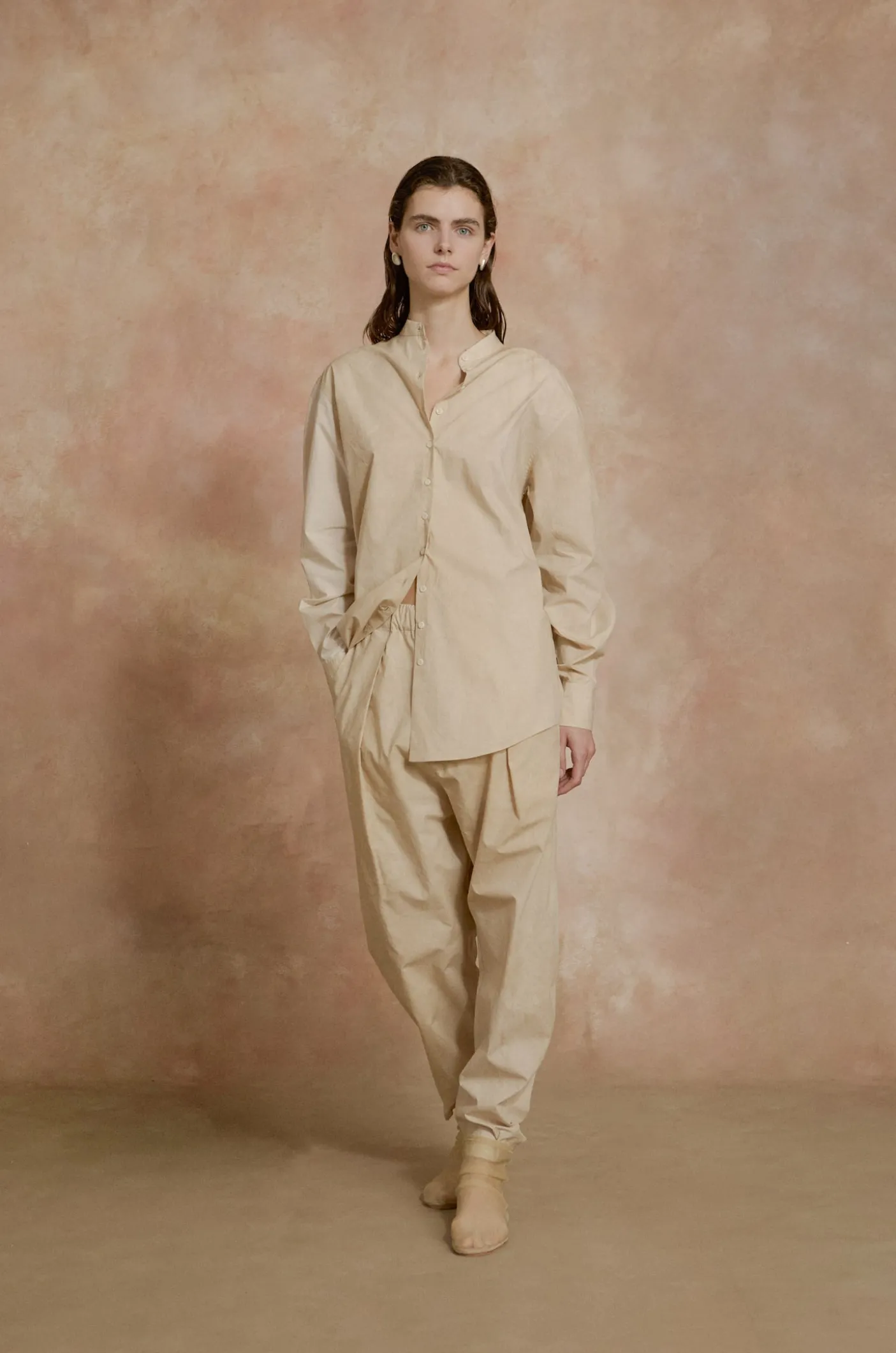 Yoko, fade beige pants