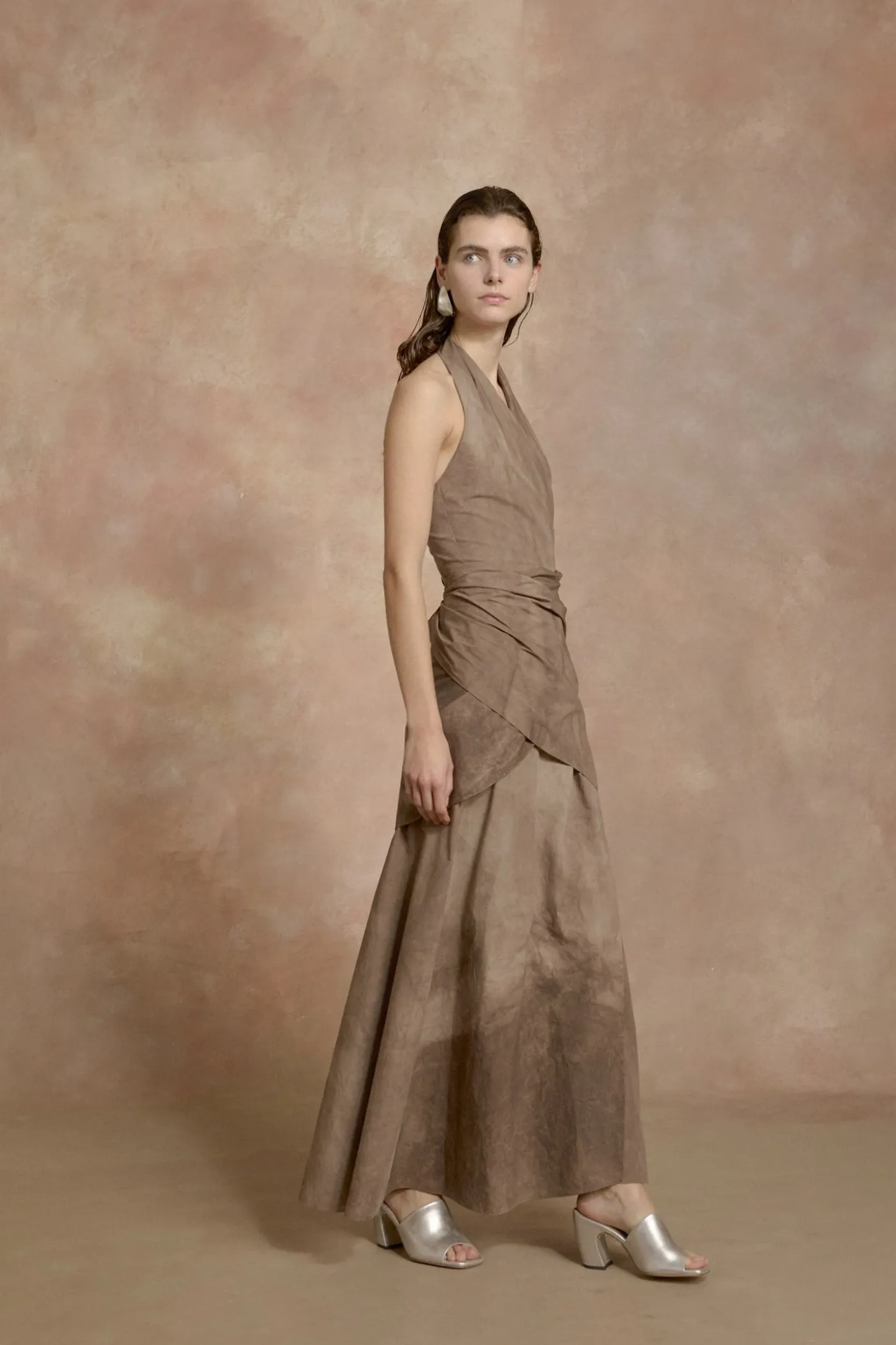 Yoko, fade cocoa halter dress