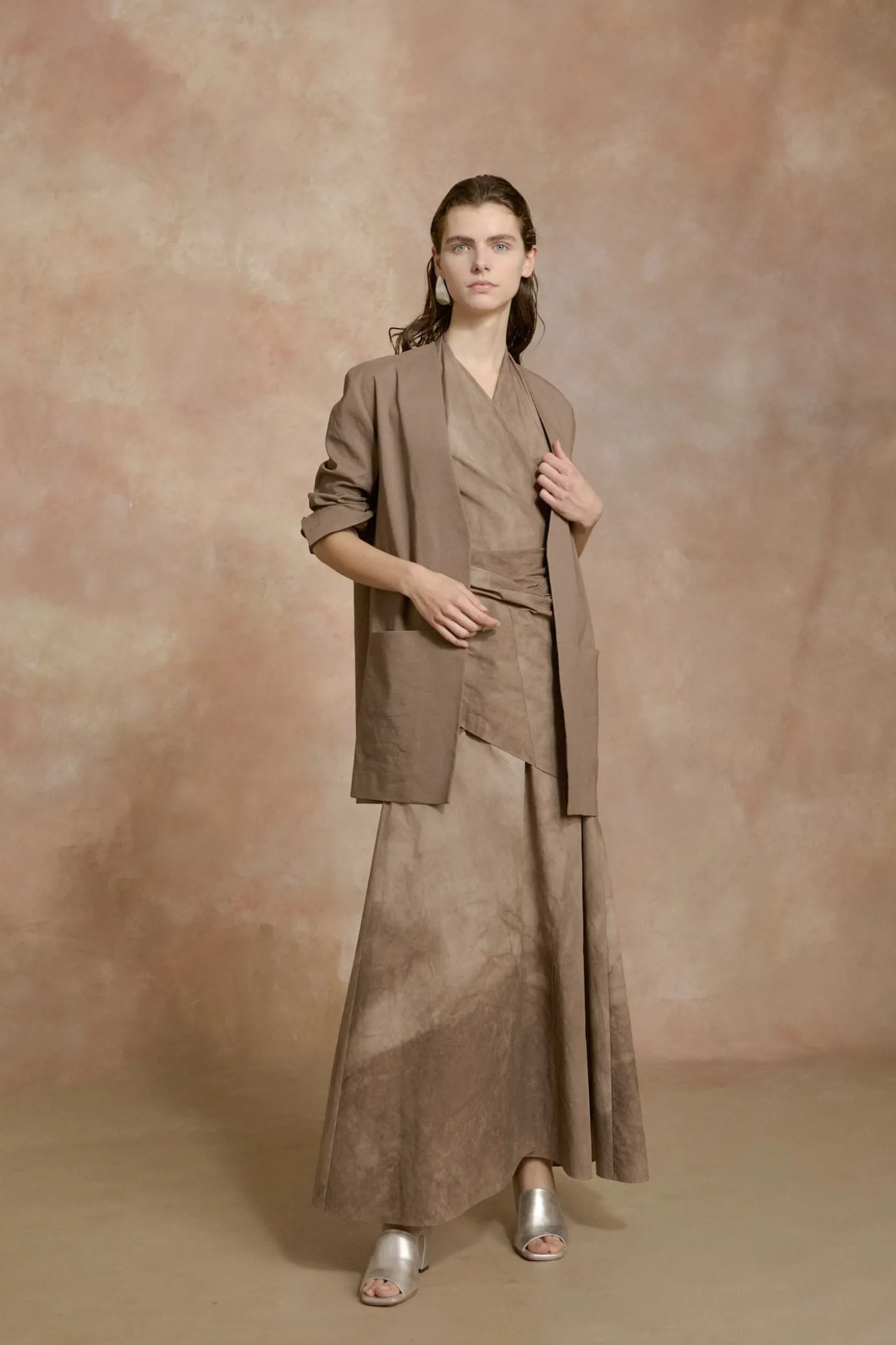 Yoko, fade cocoa halter dress